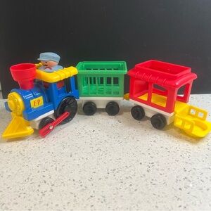 Vintage 1991 FISHER-PRICE Little People Circus Train Set #991 with Conductor